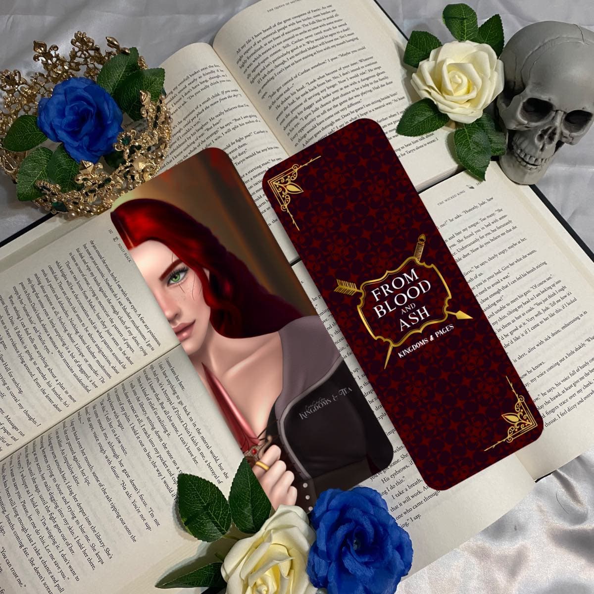 Marcapágina “Poppy Balfour” de From Blood and Ash